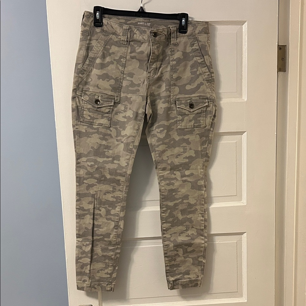 Women's Camouflage Cargo Pants